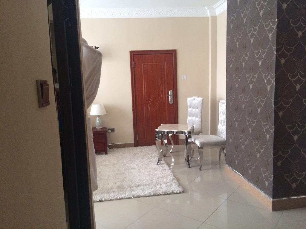 Sherbourne Hotel Kitwe ภายนอก รูปภาพ